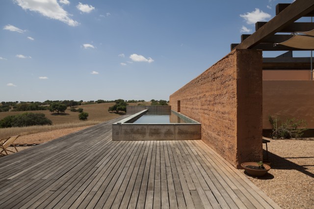 House in Alentejo. Photo © Fundação Marques da Silva