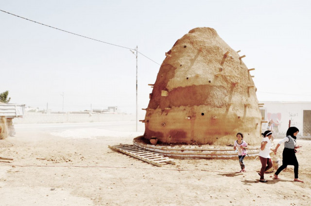 Emergency Architecture & Human Rights (EAHR): 100 Klassenräume für geflüchtete Kinder, Za’atari Village, Jordanien, 2017 © Foto: Martina Bo Rubino