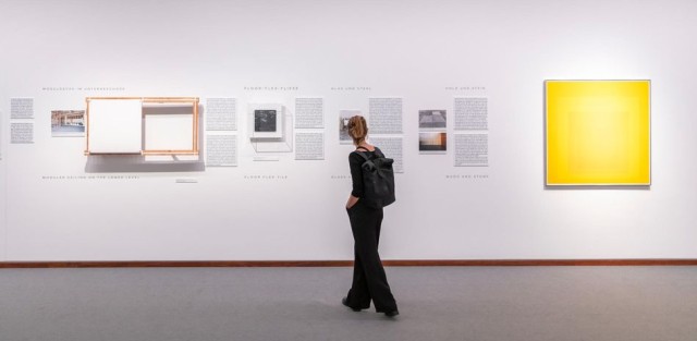 Josef Albers, Homage to the Square (Within a Thin Interval), 1967 © VG Bild-Kunst, Bonn 2021 / David von Becker