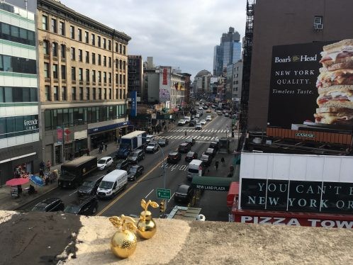 New Land Plaza, Quelle: Storefront for Art and Architecture, Foto: Canal Street Research Association