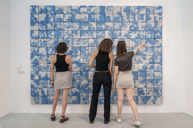 Matières Vivantes, Wool Wall - Back to dirt - Carreaux de papier