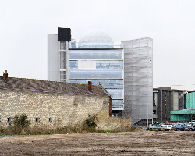 Maison de la recherche et de l'innovation Caen, Quelle: arc en rêve centre d'architecture, Photo: ©Maxime Delvaux