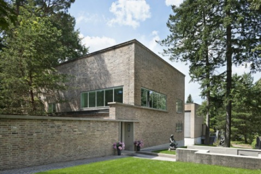 Das Museum nach der Sanierung im Jahr 2016 mit den neuen/alten schmalen Fensterlaibungen, © Georg Kolbe Museum